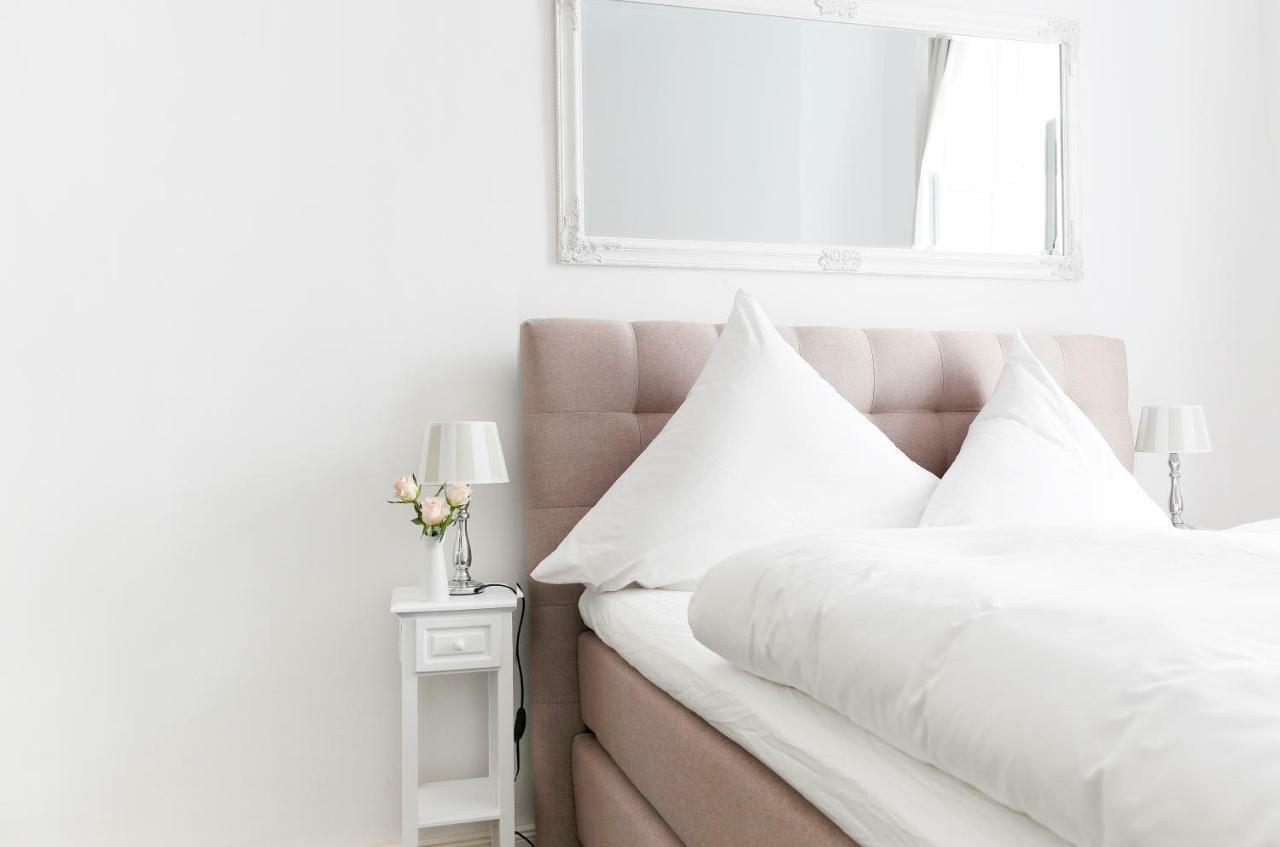 Droy By Rockchair Apartments L Superhost Status L 2 Bedroom Boxspringbeds Next To Center "Kurfuerstendamm" - Cozy Family & Business Flair Welcomes You! Berlim Exterior foto